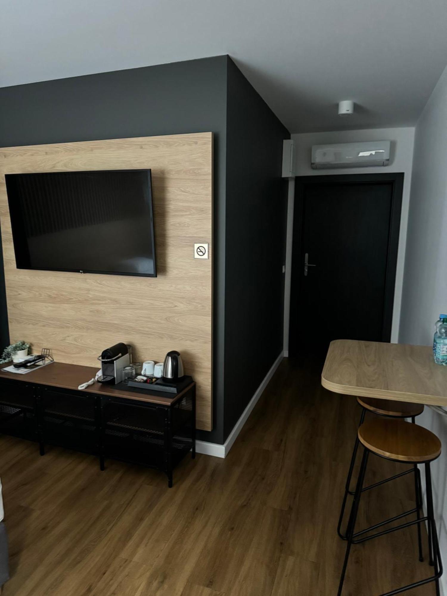 زيلونا غورا Apart House, Tylna 20 المظهر الخارجي الصورة